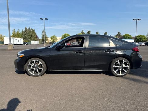 Used 2025 Honda Civic Sport Touring image 4