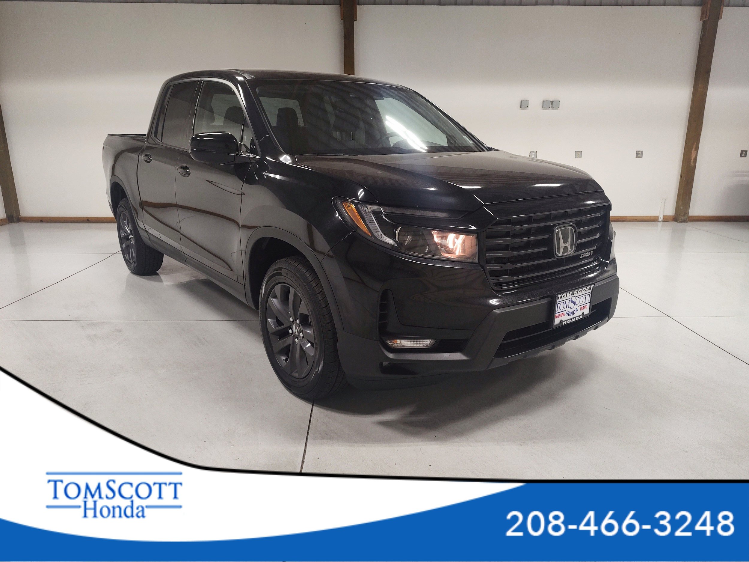 Used 2023 Honda Ridgeline Sport image 1