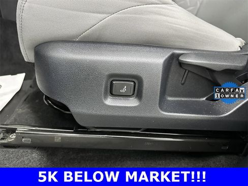 Used 2024 Toyota Tacoma SR5 image 10