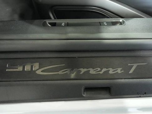 Certified 2025 Porsche 911 Carrera T image 33