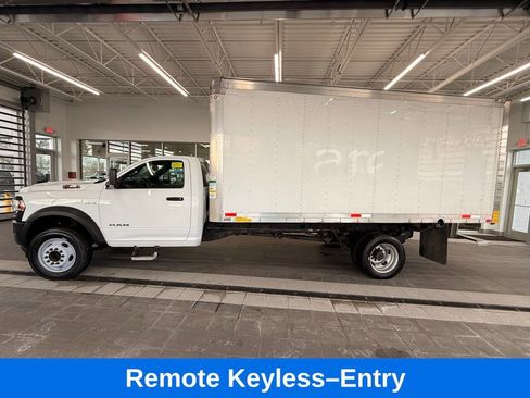 Used 2022 RAM 4500 Tradesman RWD image 6