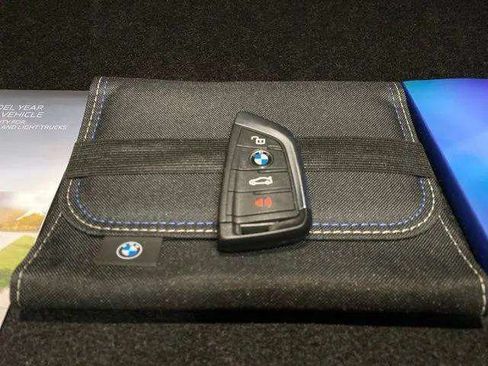 Used 2026 BMW 330i xDrive Sedan AWD/4WD image 97