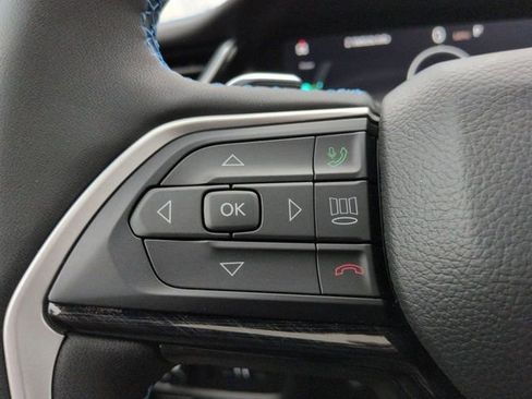 Used 2023 Jeep Grand Cherokee Trailhawk w/ Advanced Protech Group II AWD/4WD image 15
