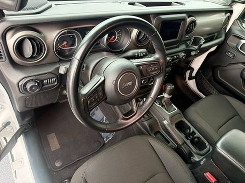 Used 2021 Jeep Wrangler Unlimited Sport AWD/4WD image 10