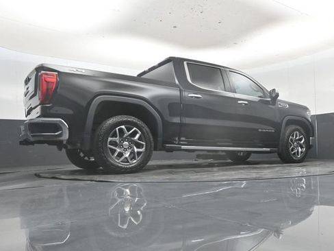 Used 2022 GMC Sierra 1500 SLT w/ SLT Convenience Package AWD/4WD image 48