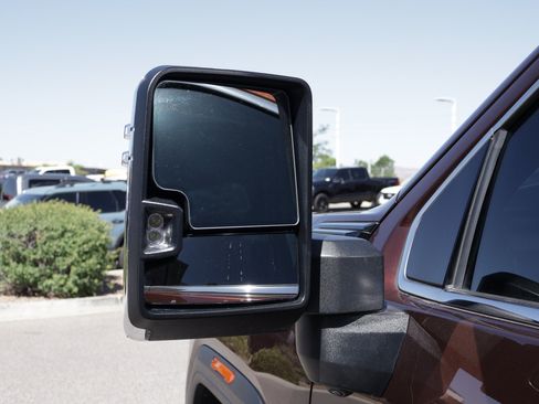 Used 2024 GMC Sierra 3500 Denali Ultimate AWD/4WD image 17