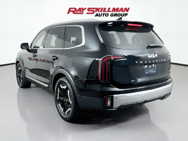 Used 2024 Kia Telluride EX AWD/4WD image 5