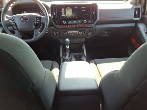 Used 2025 Nissan Frontier PRO-4X w/ Interior Protection Package AWD/4WD image 12