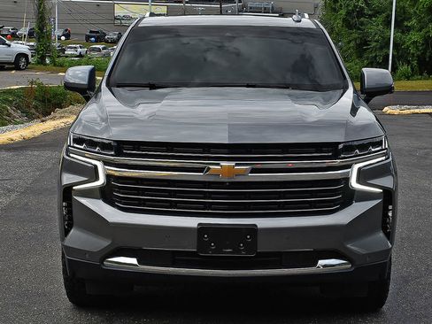 Used 2022 Chevrolet Tahoe LT w/ Luxury Package AWD/4WD image 5