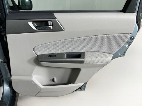 Used 2012 Subaru Forester 2.5X Premium w/ Rugged Pkg 1 image 28