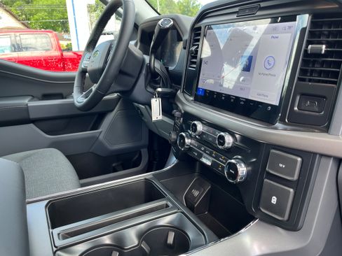 New 2026 Ford F150 XLT w/ XLT Chrome Appearance Package AWD/4WD image 13