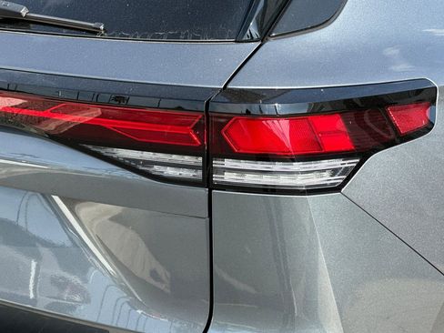 New 2026 Volkswagen Tiguan SE R-Line image 7