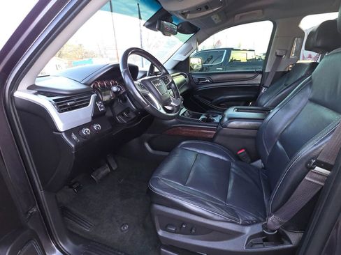 Used 2016 GMC Yukon SLE w/ Convenience Package image 8