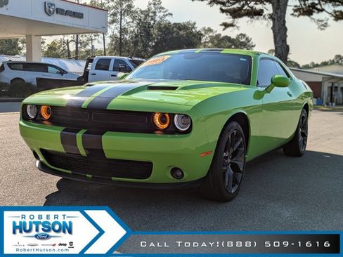 Used 2023 Dodge Challenger SXT w/ Blacktop Package image 2