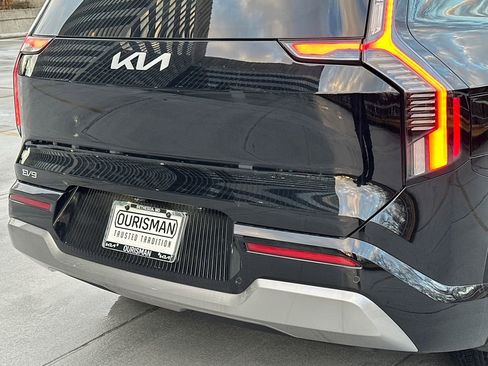 New 2026 Kia EV9 Land image 5