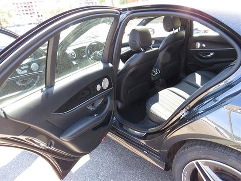 Certified 2021 Mercedes-Benz E 450 4MATIC Sedan image 19