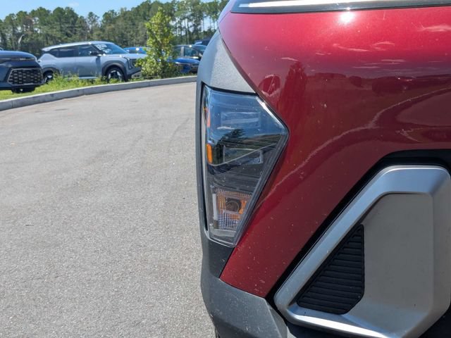 Used 2025 Hyundai Kona SEL AWD/4WD image 9