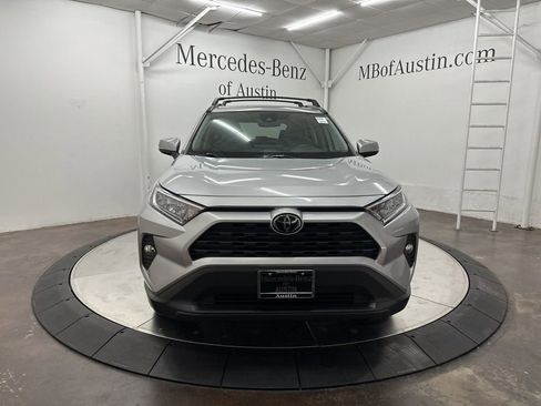 Used 2021 Toyota RAV4 XLE Premium image 2
