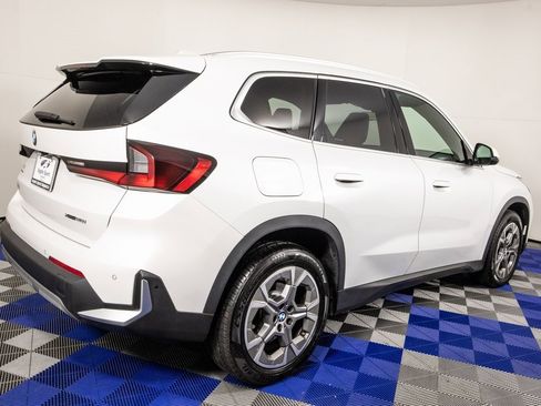 Used 2023 BMW X1 xDrive28i image 5