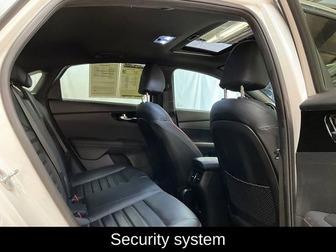 Used 2022 Kia Forte GT w/ GT2 Package image 12