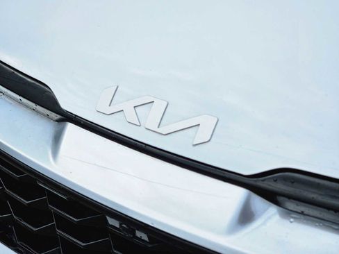 Certified 2024 Kia Sportage SX image 12