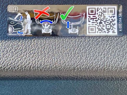 Certified 2026 Mercedes-Benz GLC 300 4MATIC image 40