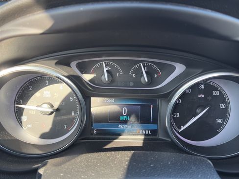 Used 2020 Buick Envision Essence w/ LPO, Cargo Package FWD image 22