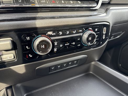 New 2026 Chevrolet Silverado 2500 ZR2 w/ LPO, Dark Essentials Package image 22