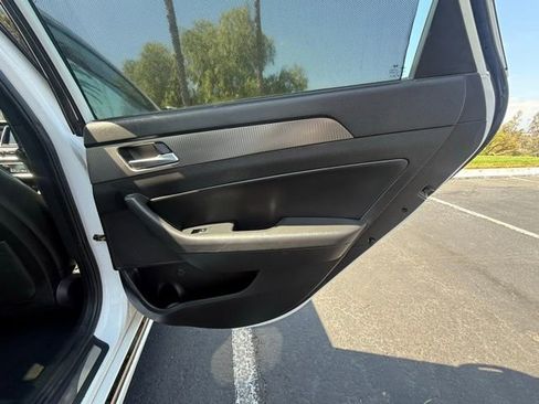 Used 2019 Hyundai Sonata Limited image 14