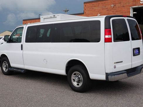 Used 2019 Chevrolet Express 3500 LT w/ LT Preferred Equipment Group RWD image 3