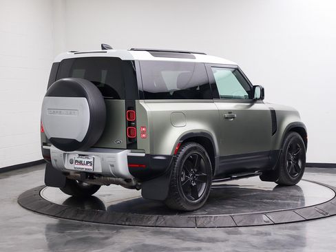 Used 2021 Land Rover Defender 90 First Edition AWD/4WD image 5