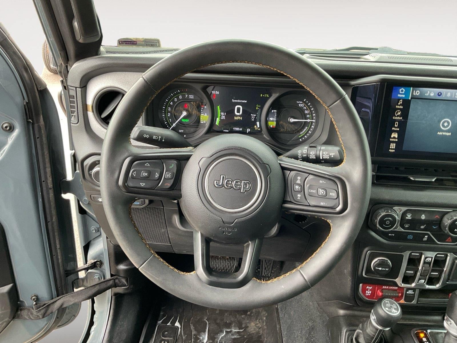 Used 2024 Jeep Wrangler Unlimited AWD/4WD image 12