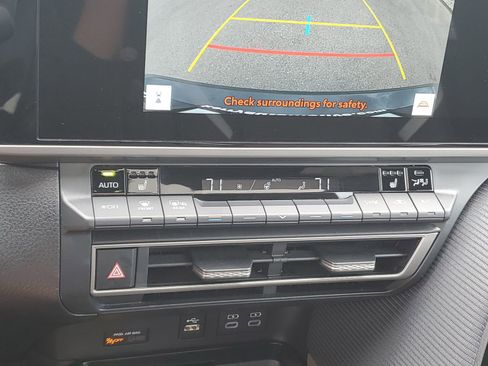 Certified 2025 Toyota Camry SE w/ Multimedia Upgrade Package image 30