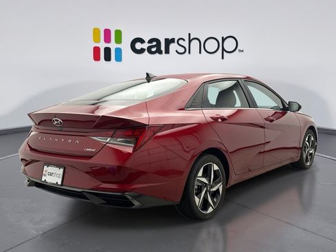 Used 2023 Hyundai Elantra Limited FWD image 5