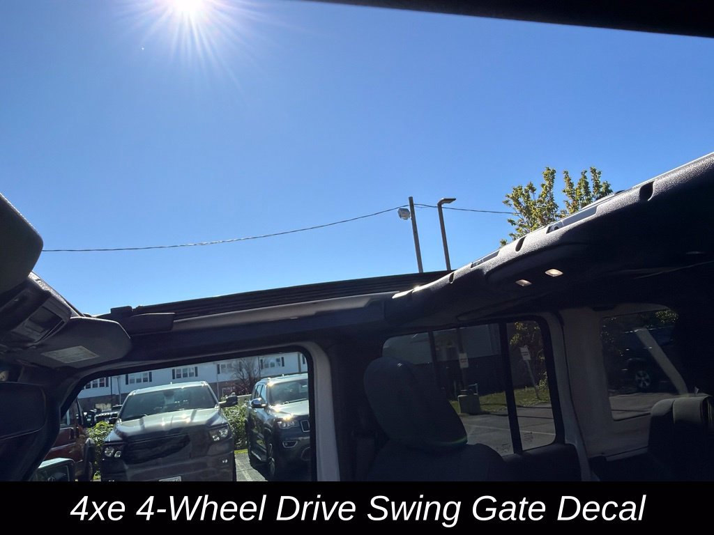 Used 2024 Jeep Wrangler Unlimited AWD/4WD image 34