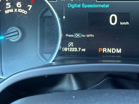 Used 2019 Ford F150 Lariat w/ Equipment Group 502A Luxury AWD/4WD image 22