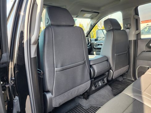 Used 2025 Chevrolet Silverado 2500 LT w/ Z71 Chrome Sport Edition image 17