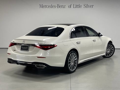 Certified 2022 Mercedes-Benz S 500 4MATIC w/ AMG Line Package image 6