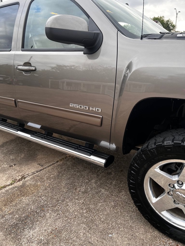 Used 2012 Chevrolet Silverado 2500 LTZ w/ LTZ Plus Package AWD/4WD image 6