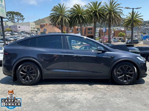 Used 2024 Tesla Model X AWD/4WD image 3