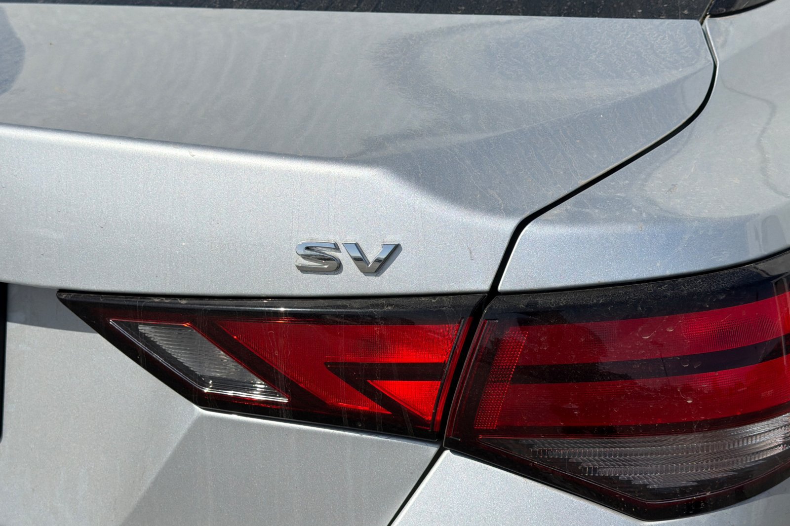 Used 2023 Nissan Sentra SV FWD image 6