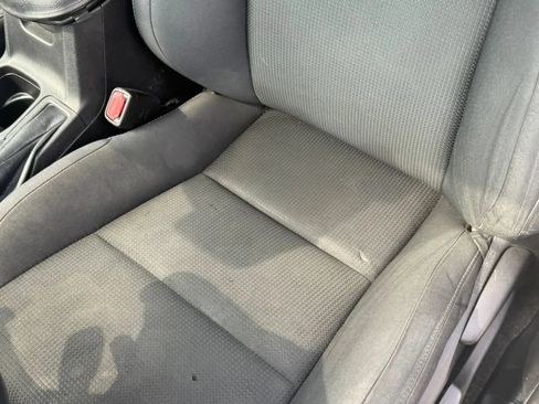 Used 2017 Toyota RAV4 XLE FWD image 17