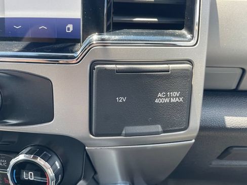 Used 2022 Ford F350 Lariat w/ Lariat Ultimate Package AWD/4WD image 29