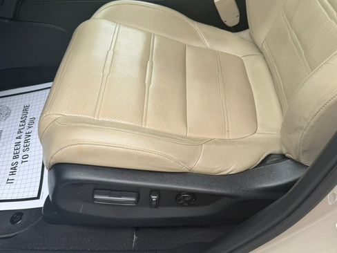 Used 2017 Honda CR-V EX-L image 14