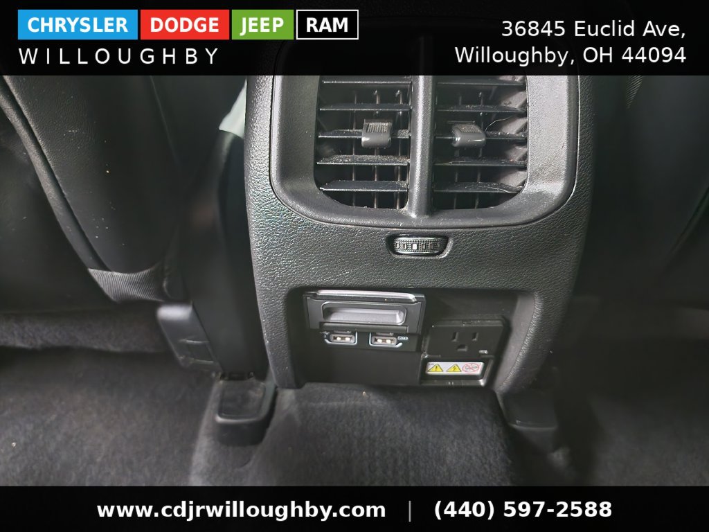 Used 2020 Jeep Cherokee Limited w/ Advanced Safety Group AWD/4WD image 28