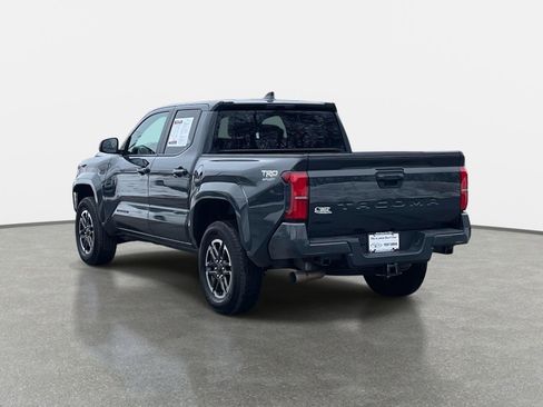 Used 2025 Toyota Tacoma TRD Sport image 7
