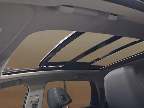 Used 2021 Acura RDX Base image 31