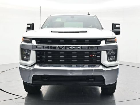 Used 2023 Chevrolet Silverado 2500 LT AWD/4WD image 2