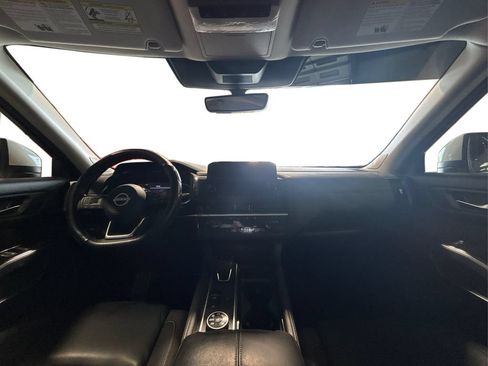 Used 2025 Nissan Pathfinder SL w/ SL Premium Package AWD/4WD image 32