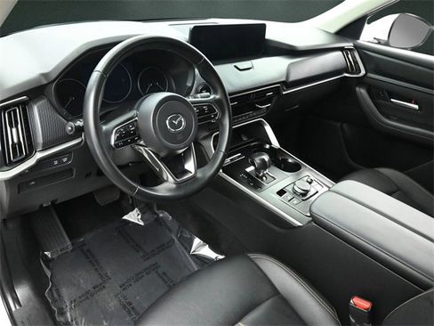 Used 2025 MAZDA CX-90 3.3 Turbo w/ Select Package image 10